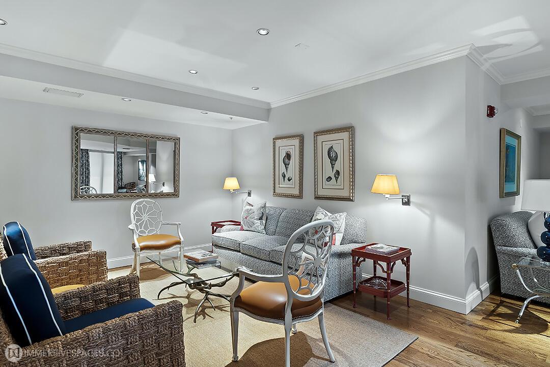 ONE CITY PLAZA CONDO - Residential Lease