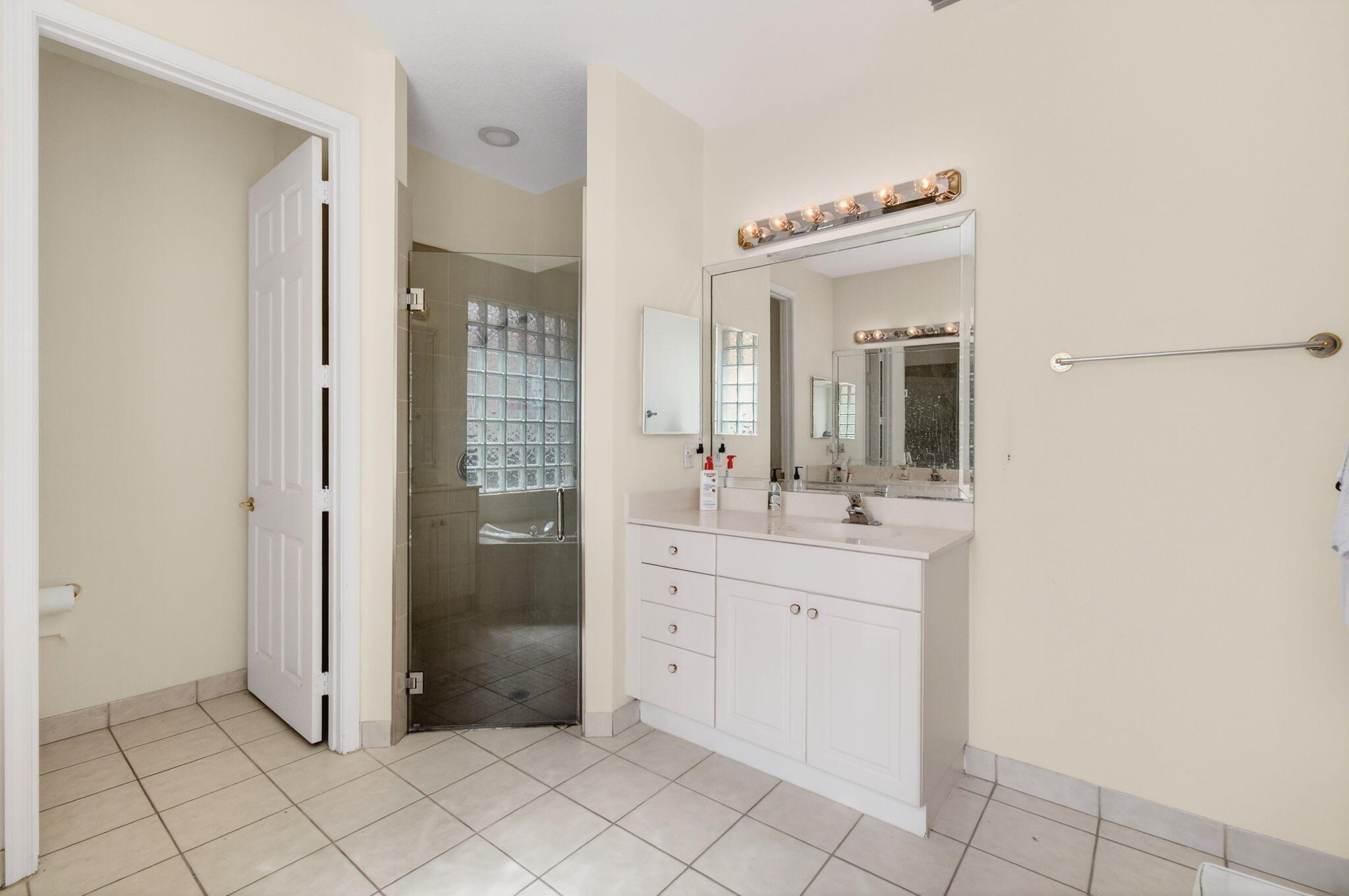 BAYWINDS RPD 4 - Residential