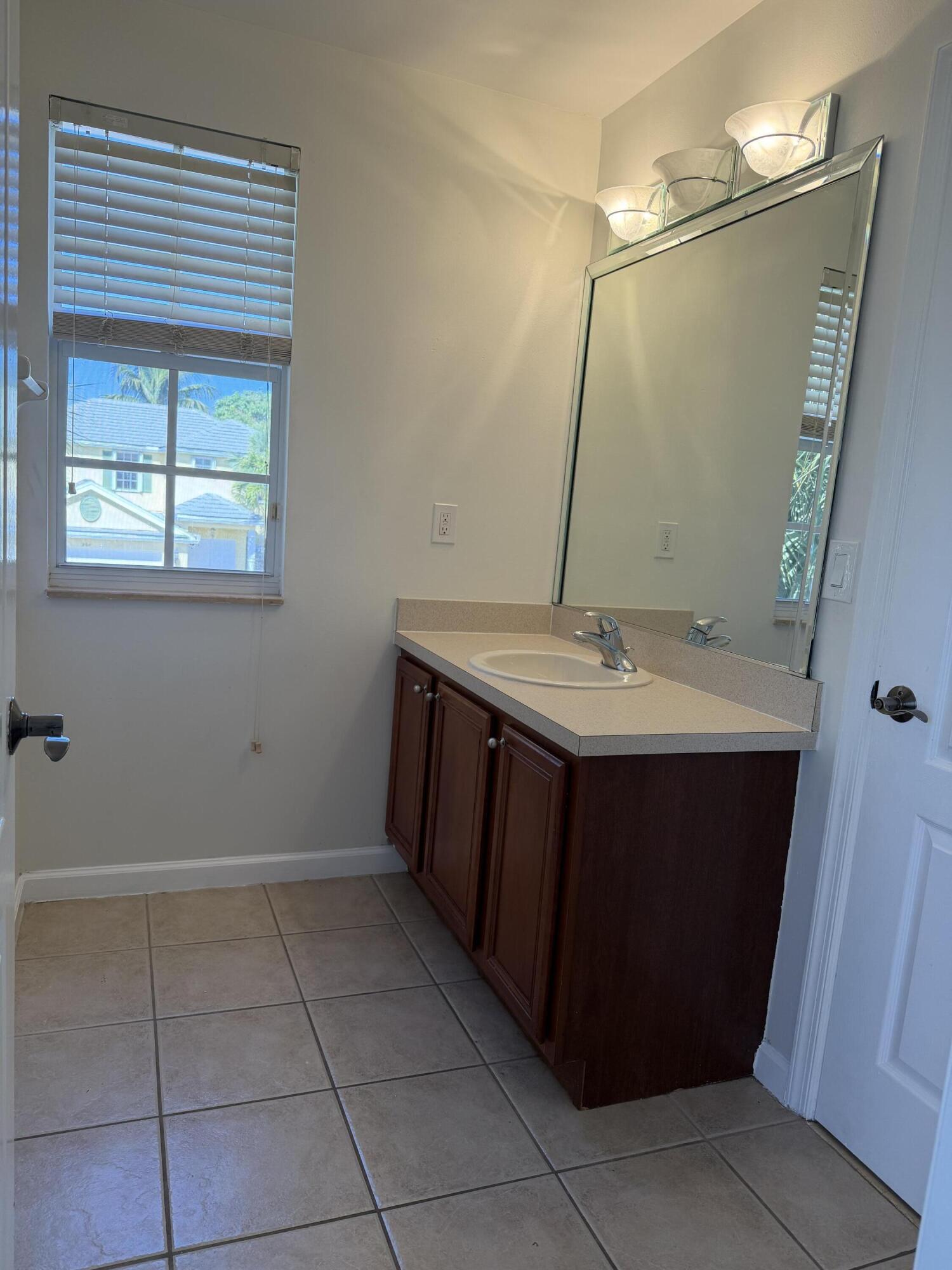 ANTHONY GROVES PH 2 - Residential