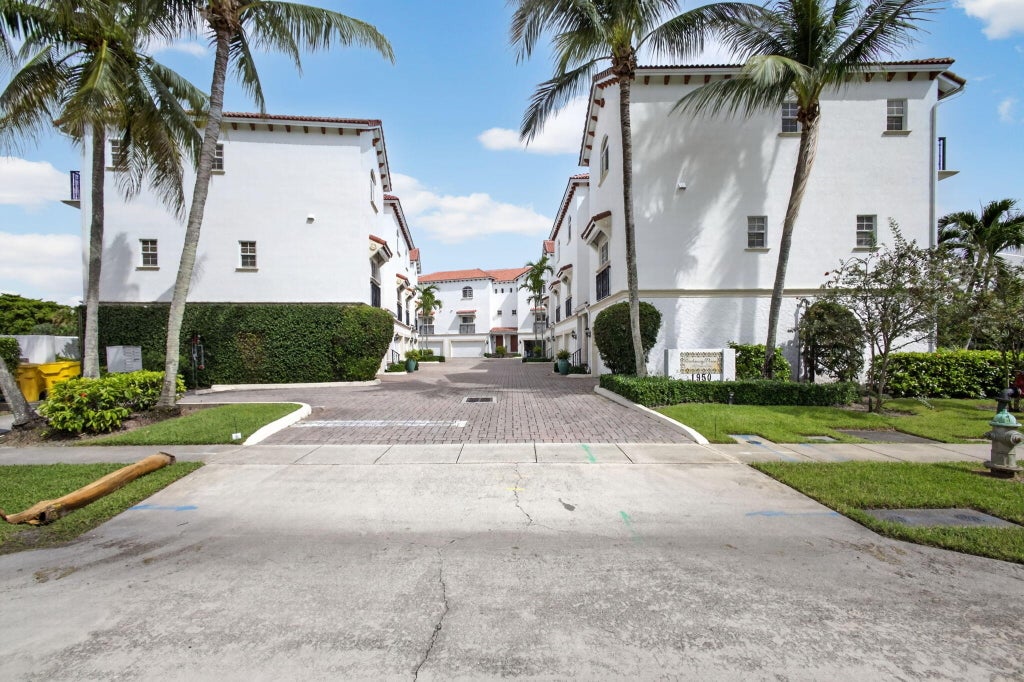 Photo of 1950 Presidential Way #10, West Palm Beach, FL 33401 (MLS # B26084667)
