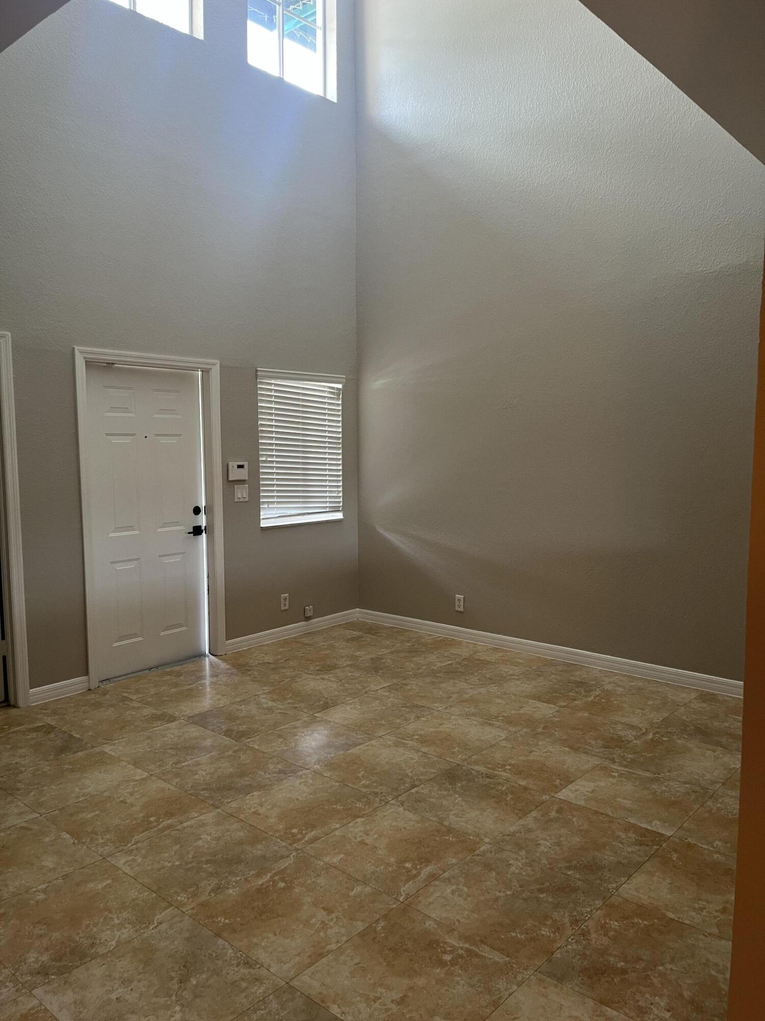 SUNRISE GOLF VILLAGE SECTION 24 - Residential Lease