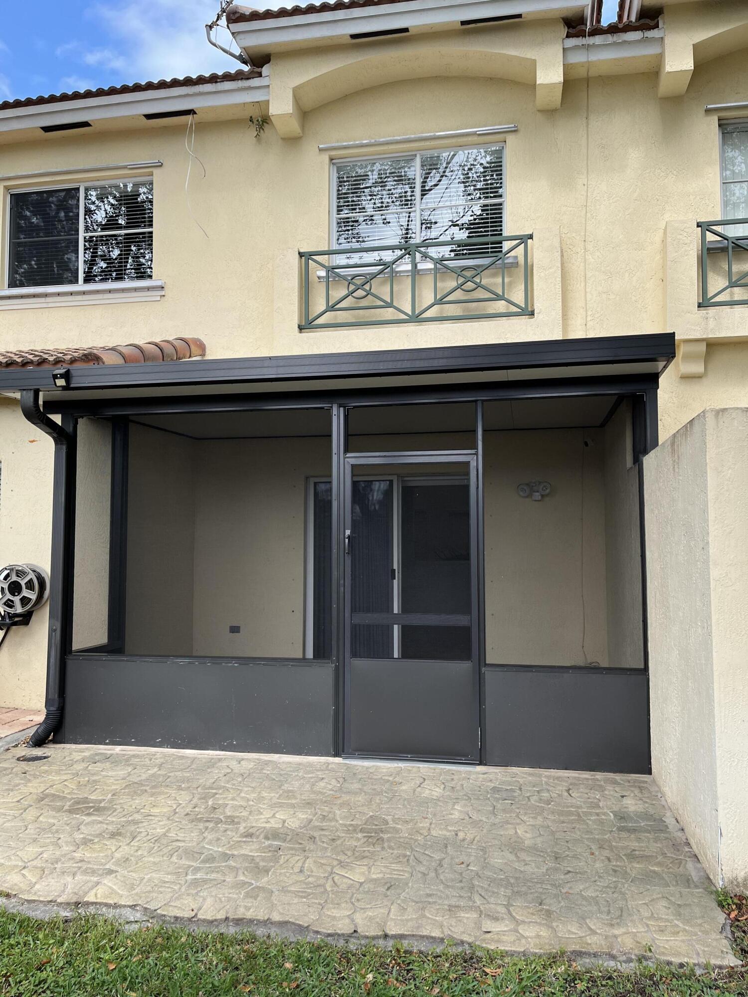 SUNRISE GOLF VILLAGE SECTION 24 - Residential Lease
