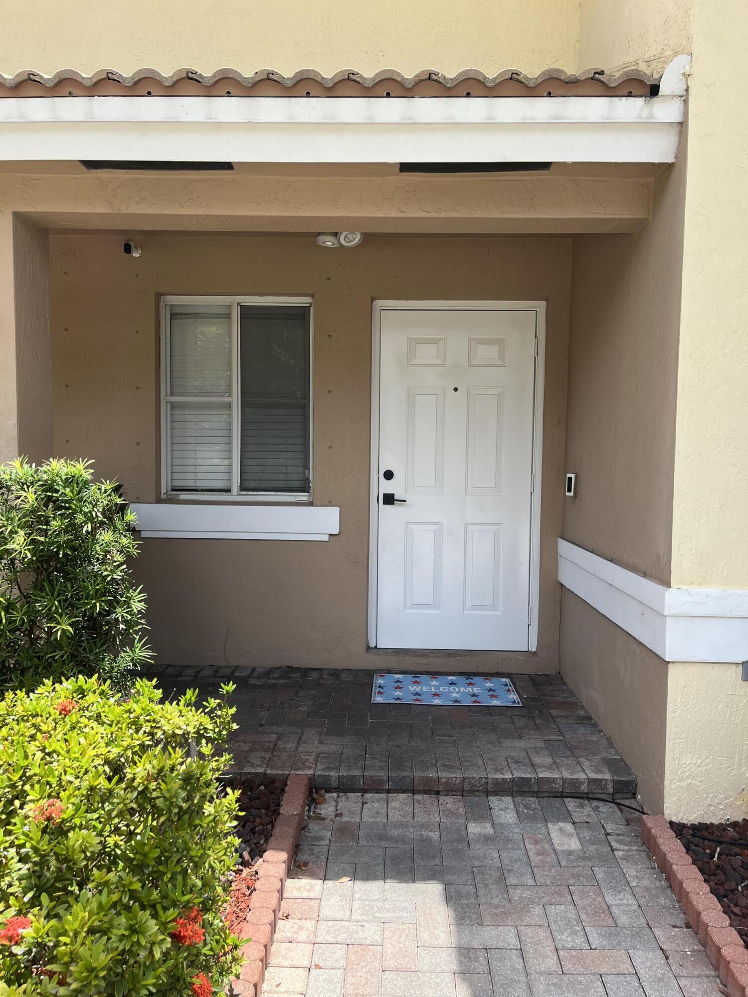 SUNRISE GOLF VILLAGE SECTION 24 - Residential Lease