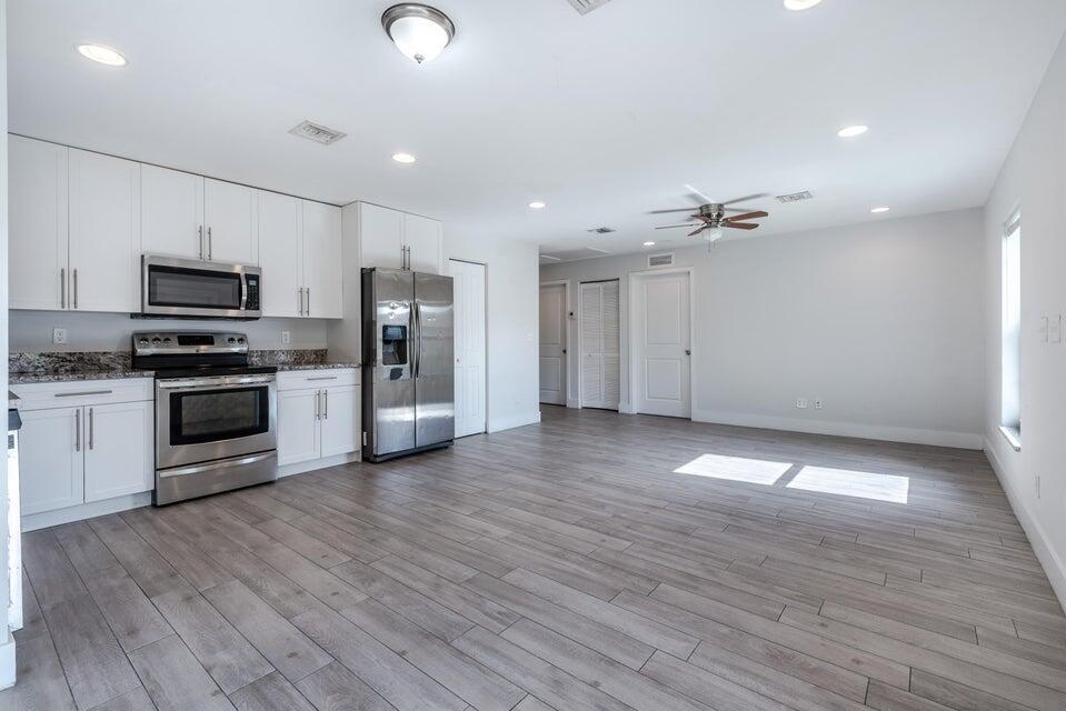 MERLIN PARK REVISED - Residential Lease