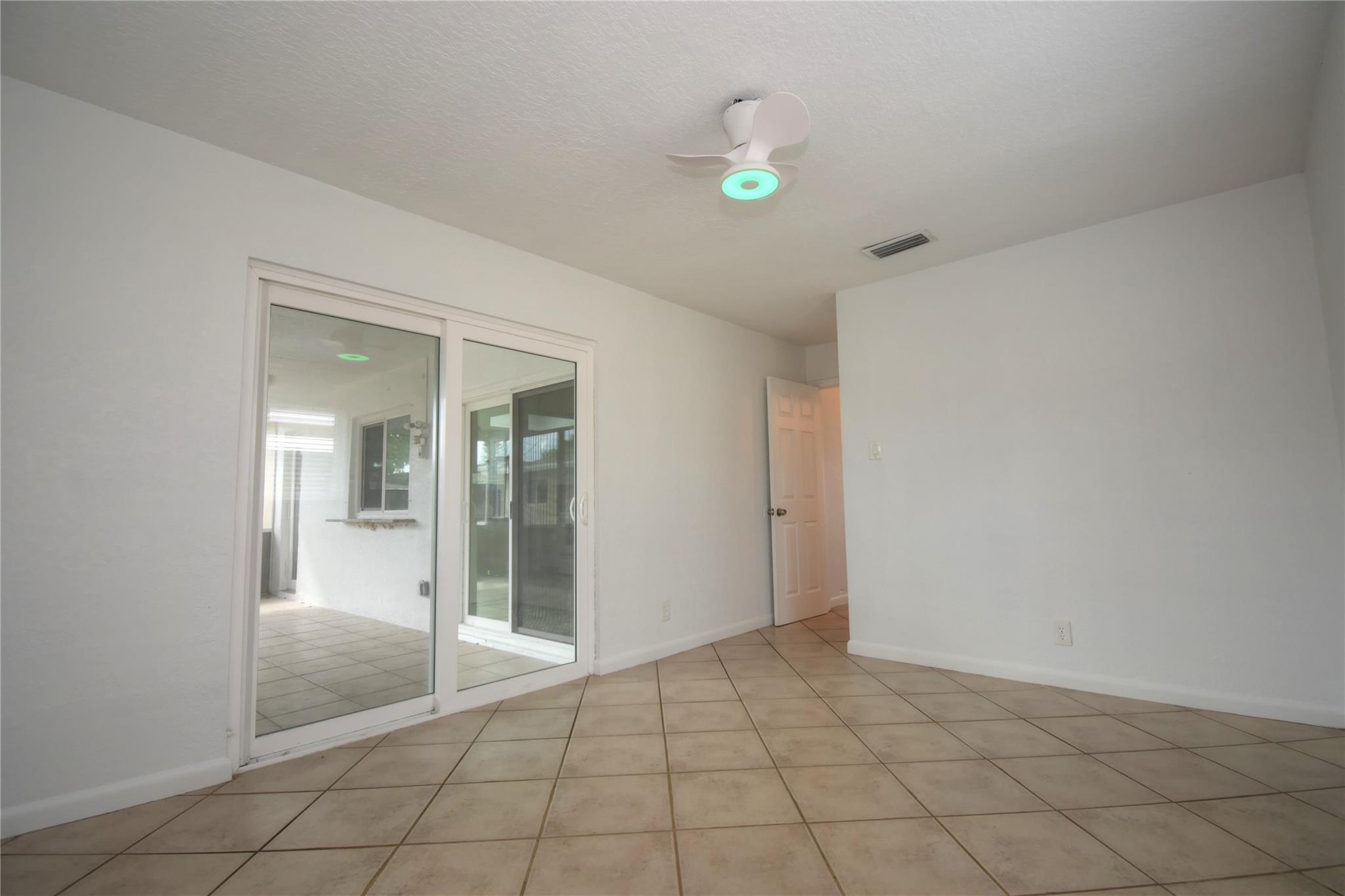 Crystal Lake 4th Sec 66-1 - Residential Lease