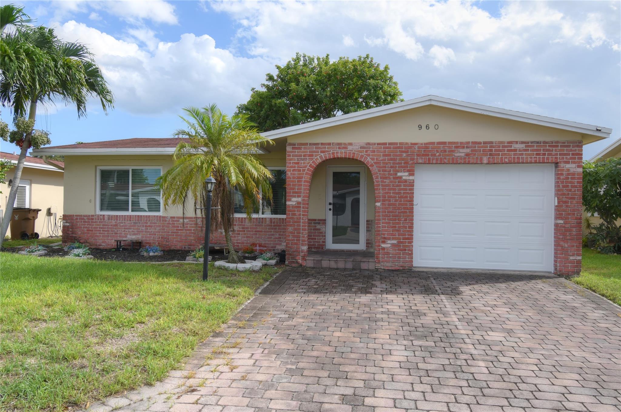 Crystal Lake 4th Sec 66-1 - Residential Lease