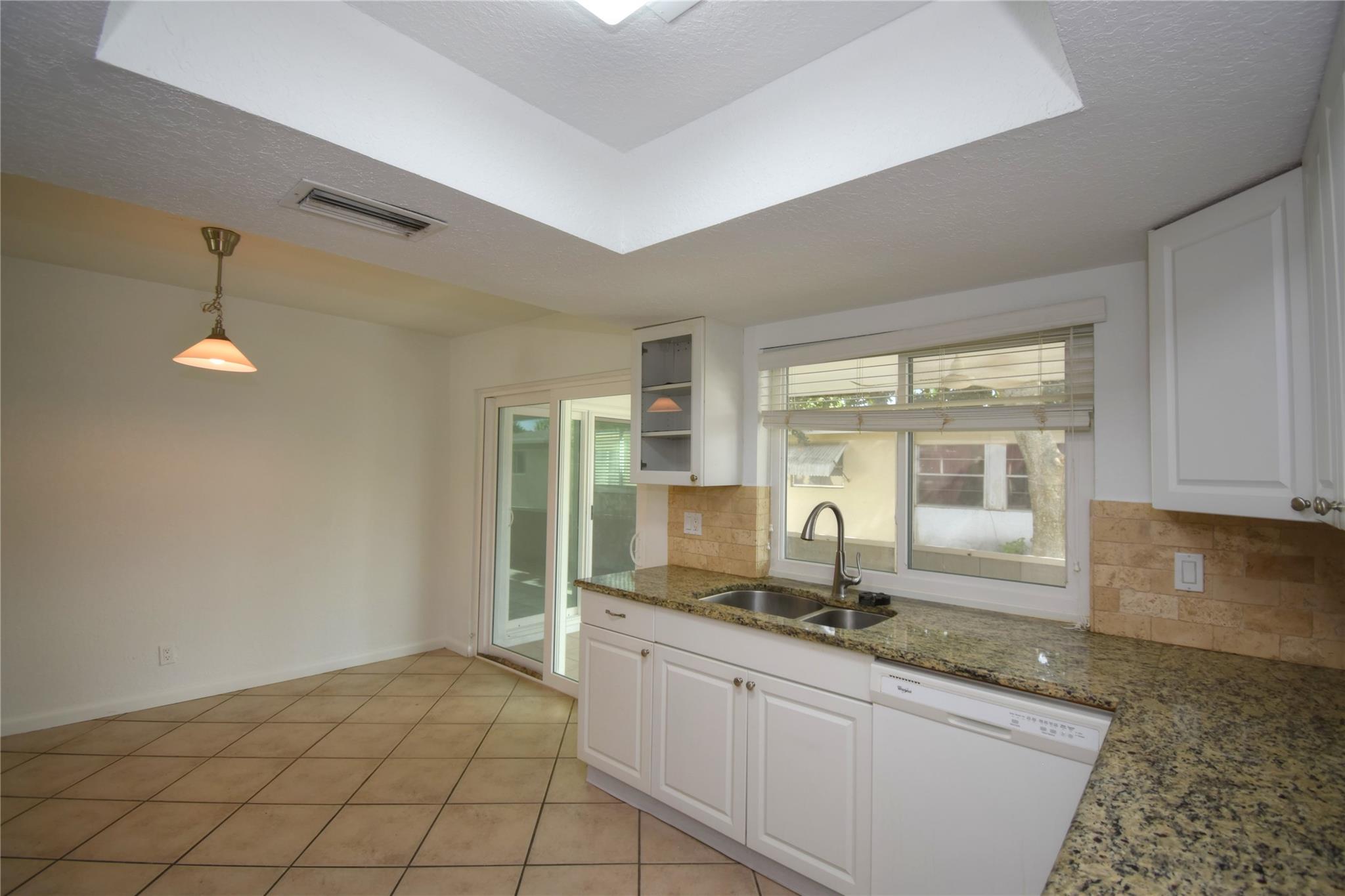 Crystal Lake 4th Sec 66-1 - Residential Lease