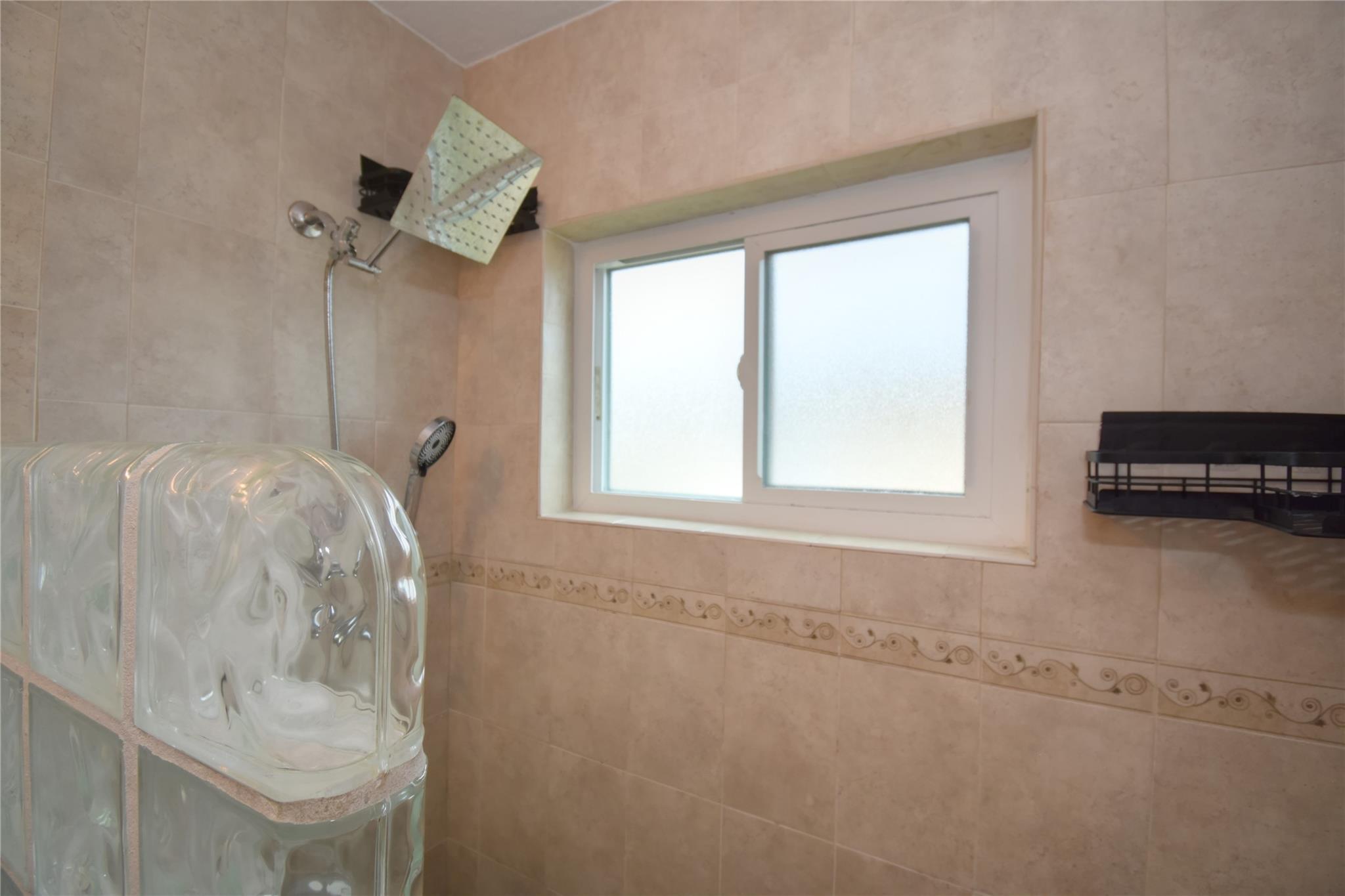 Crystal Lake 4th Sec 66-1 - Residential Lease