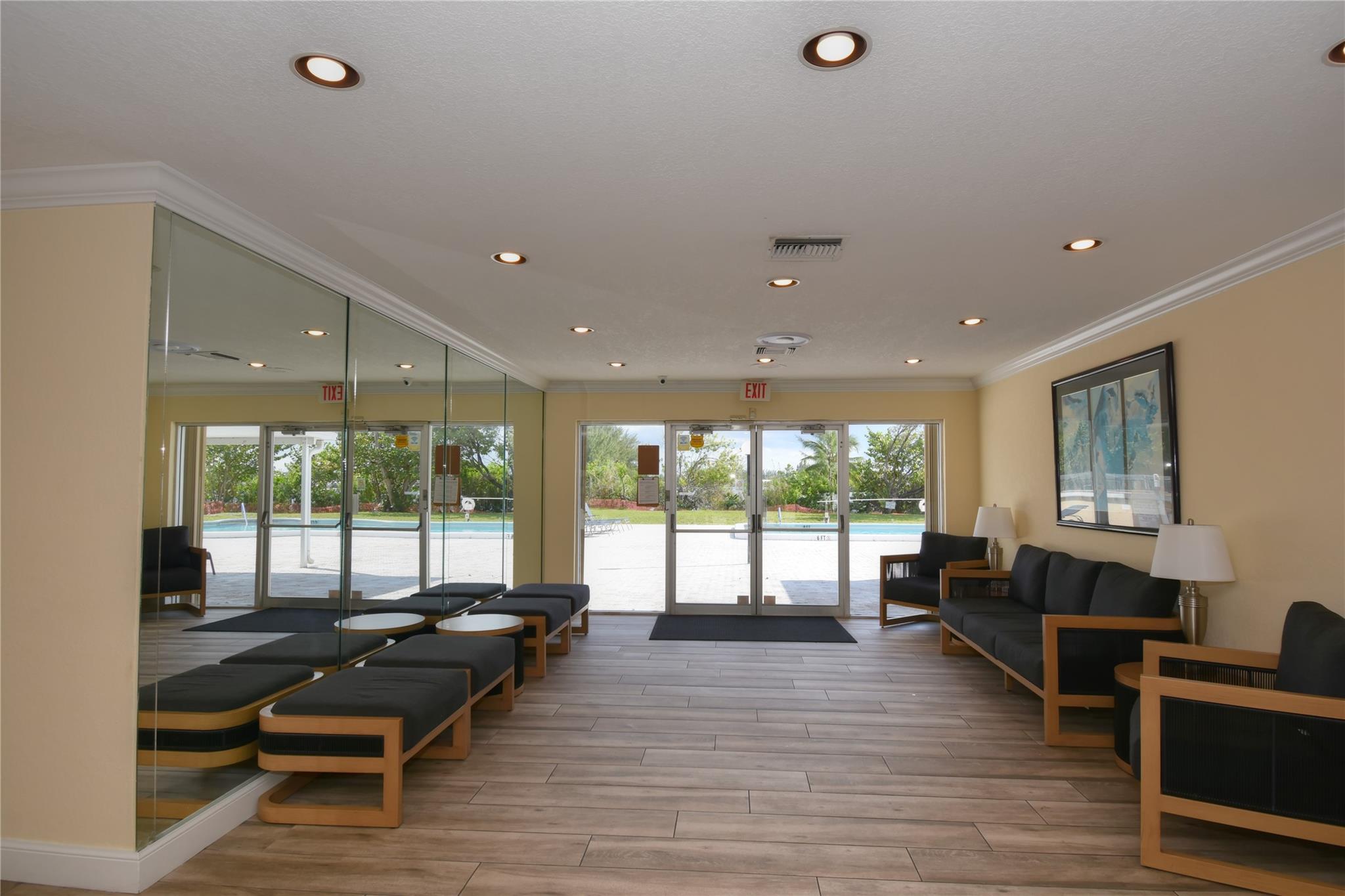 Crystal Lake 4th Sec 66-1 - Residential Lease