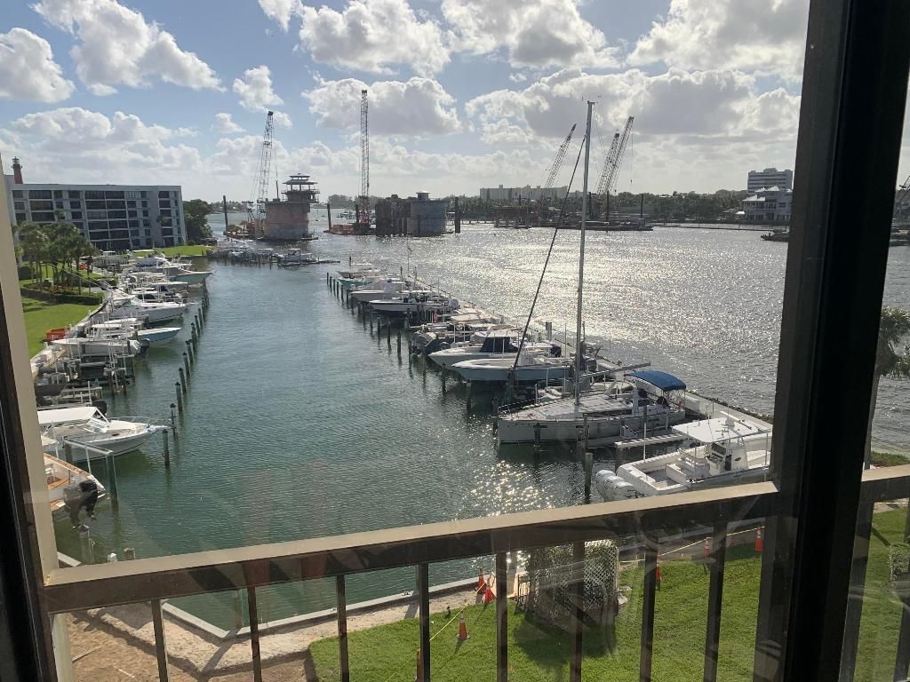 Photo of 1542 Jupiter Cove Drive #507c, Jupiter, FL 33469 (MLS # R10932271)