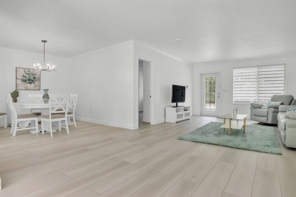 Photo of 1250 Arthur Street, Hollywood, FL 33019 (MLS # F10555200)