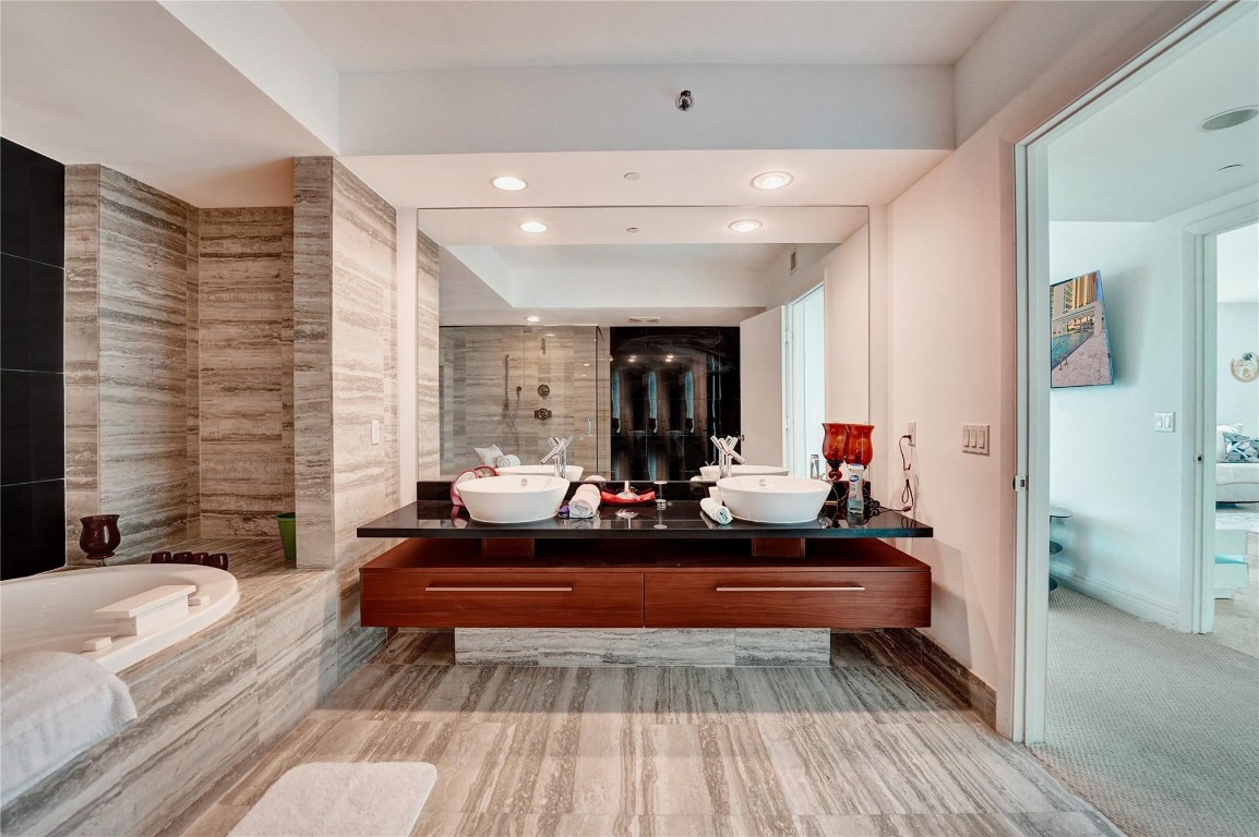 Las Olas Beach Club - Residential Lease