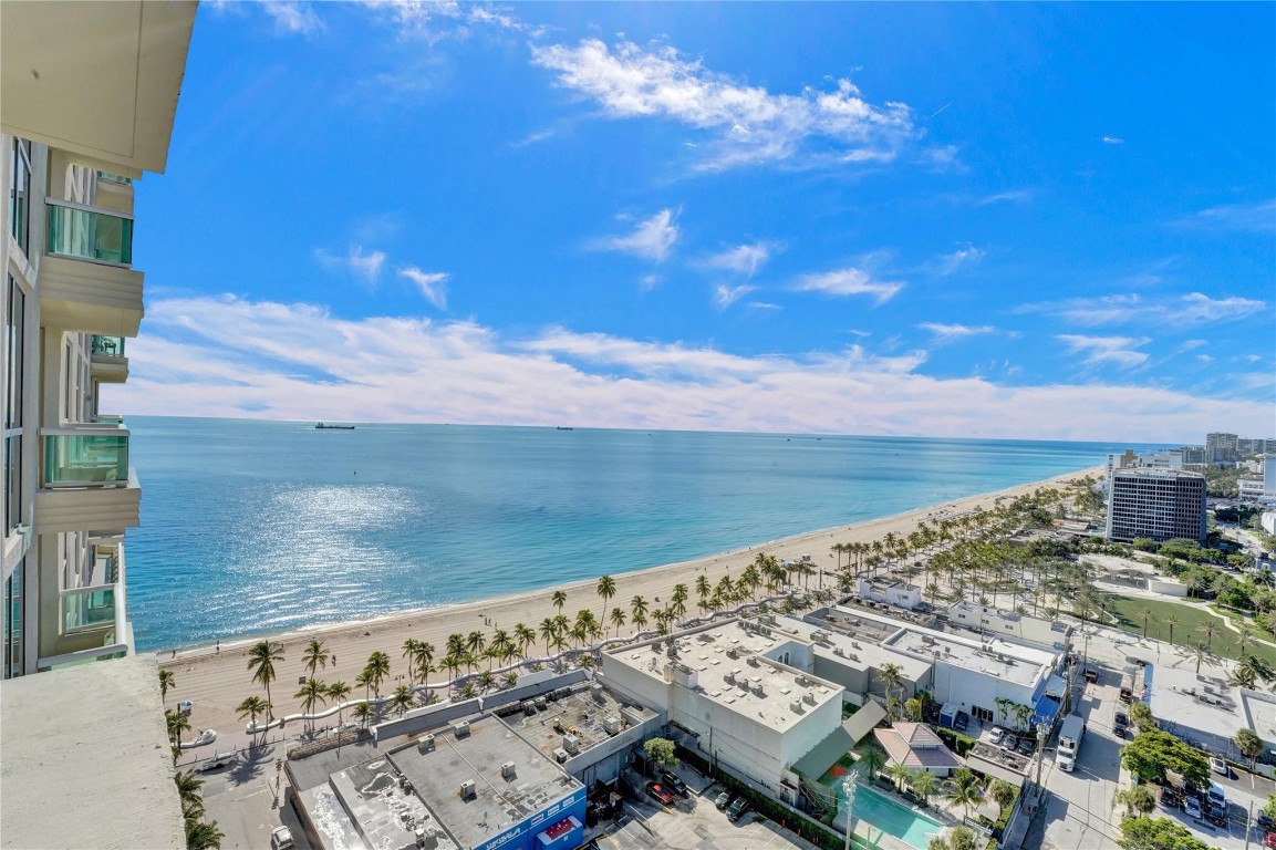 Las Olas Beach Club - Residential Lease