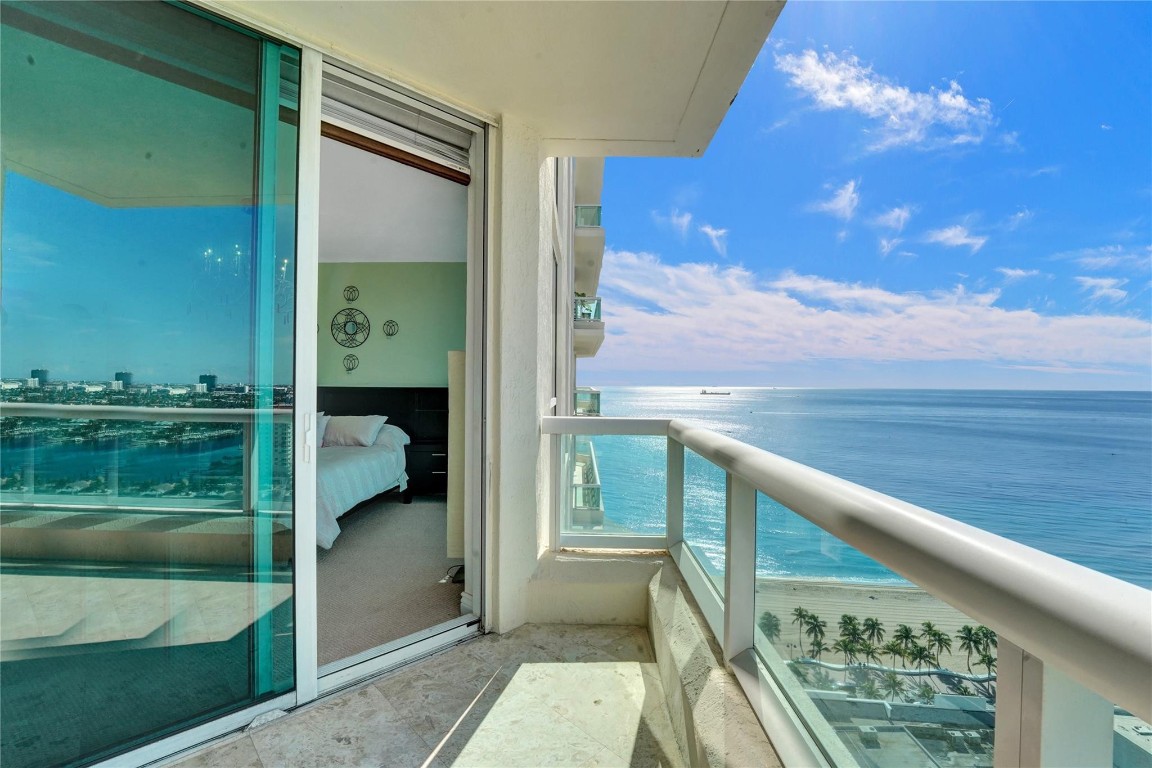 Las Olas Beach Club - Residential Lease