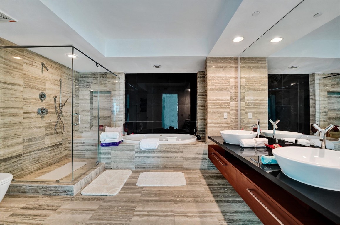 Las Olas Beach Club - Residential Lease