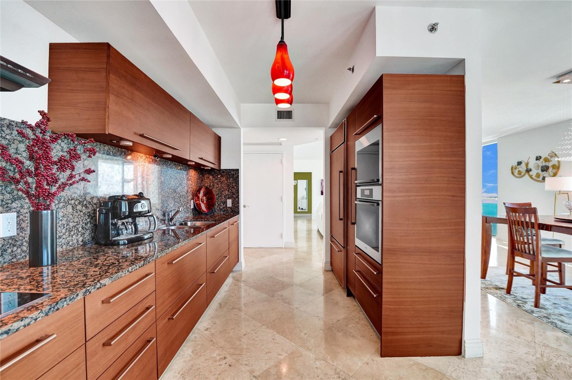 Las Olas Beach Club - Residential Lease