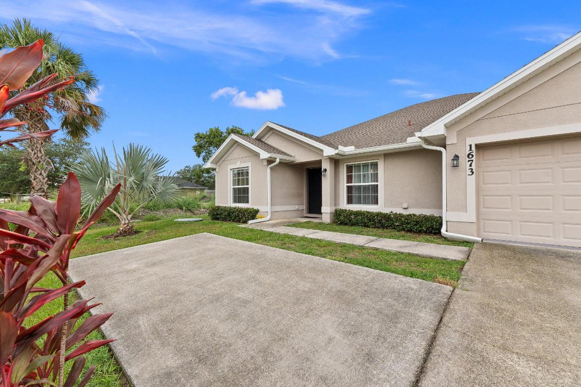 PORT ST LUCIE SECTION 13 - Residential