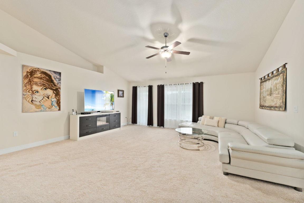 PORT ST LUCIE SECTION 13 - Residential