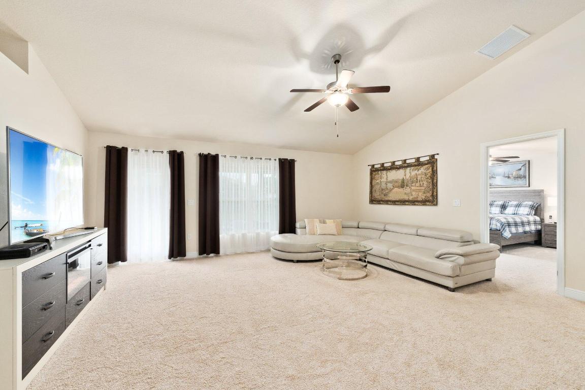 PORT ST LUCIE SECTION 13 - Residential