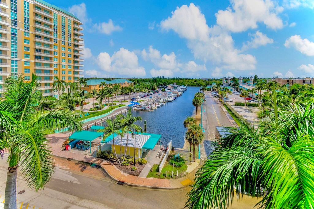 Photo of 100 NE 6th Street #505, Boynton Beach, FL 33435 (MLS # R11029726)