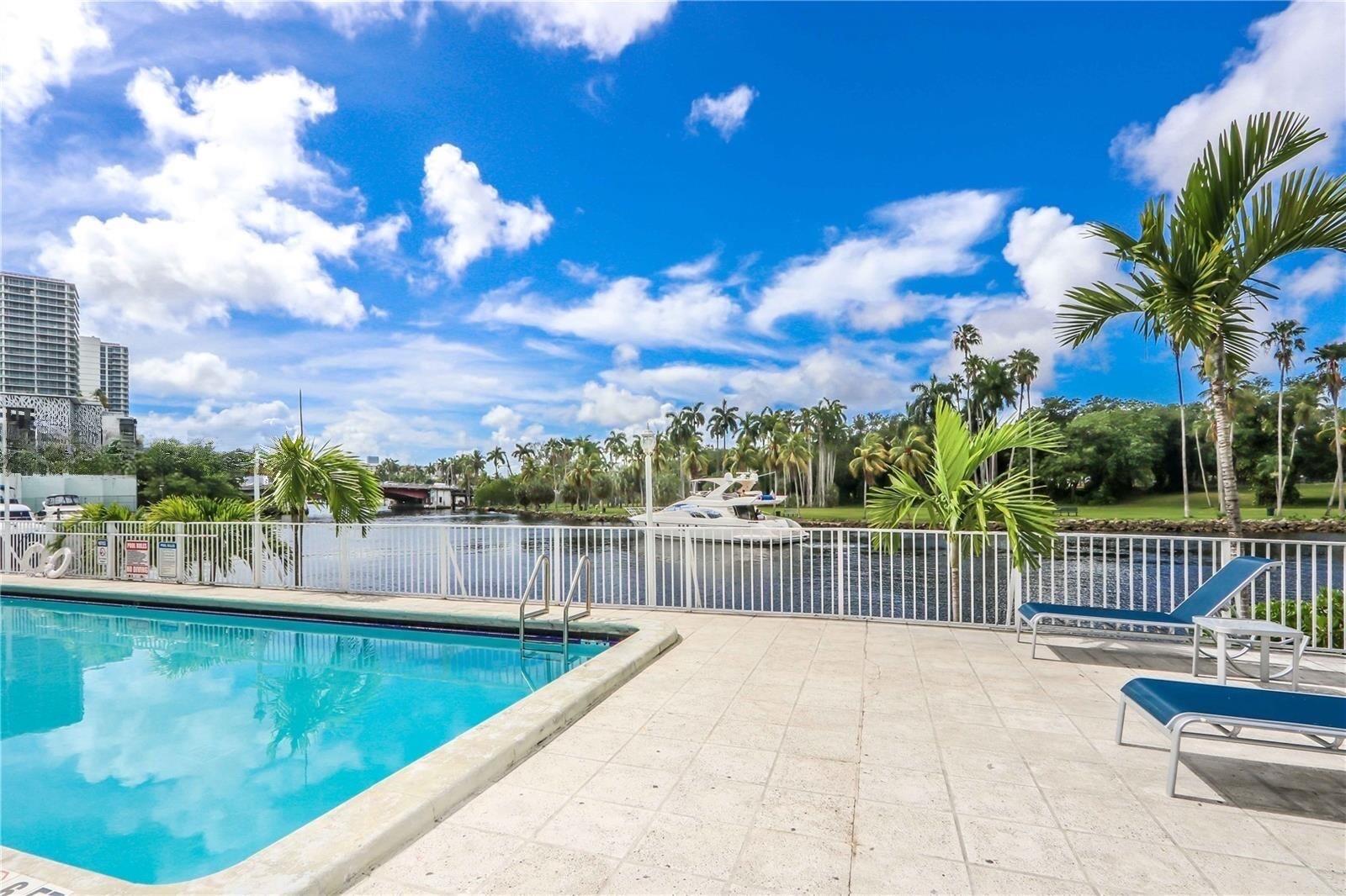 SERENITY ON THE RIVER - Residential