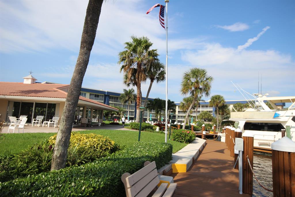 TROPIC HARBOR - Residential