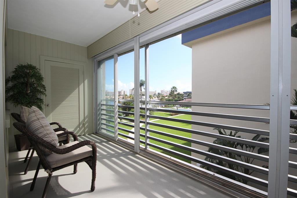 TROPIC HARBOR - Residential