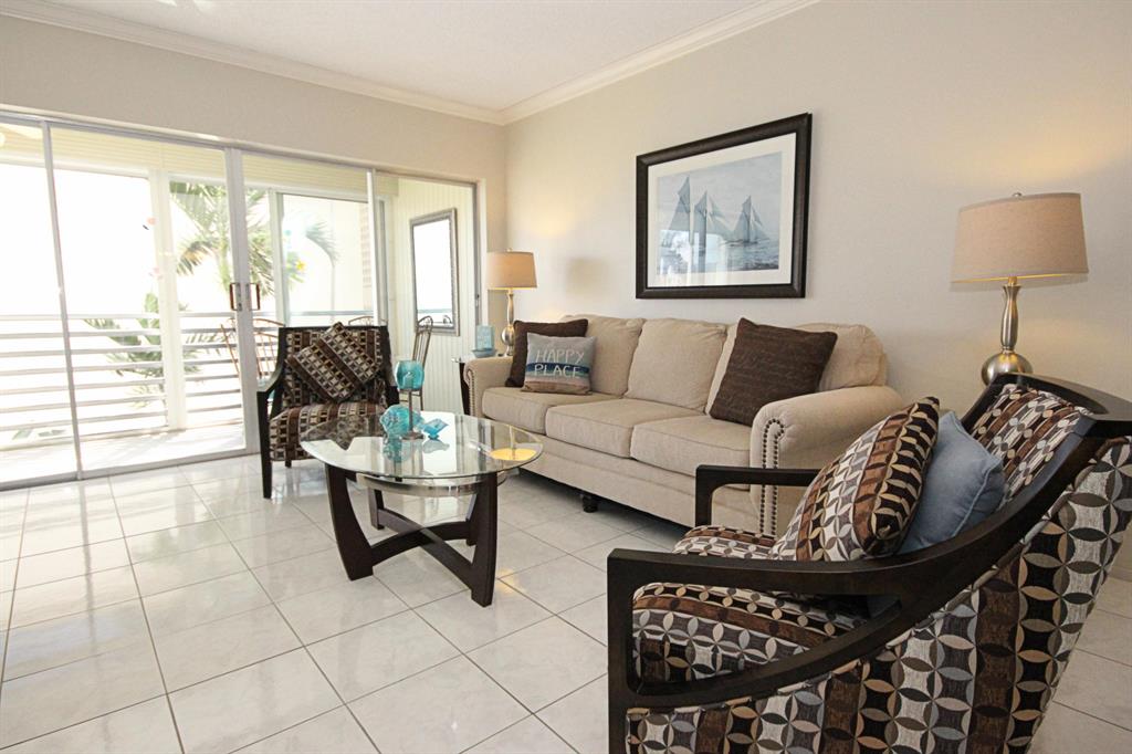 TROPIC HARBOR - Residential