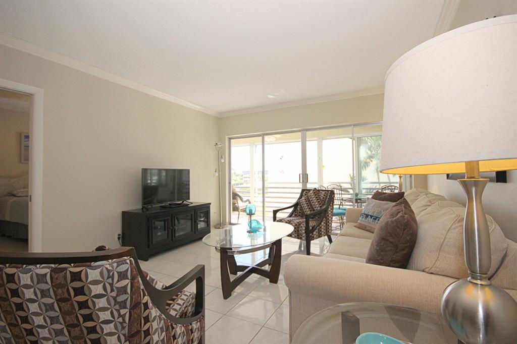 TROPIC HARBOR - Residential