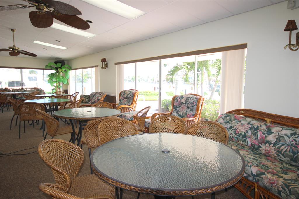 TROPIC HARBOR - Residential