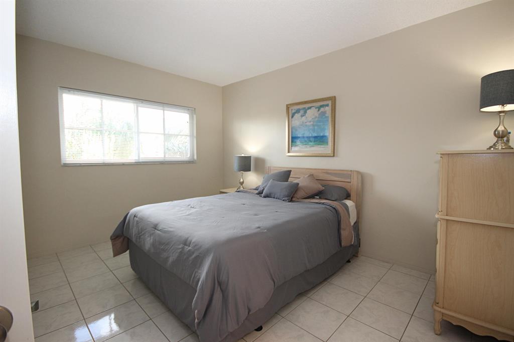 TROPIC HARBOR - Residential