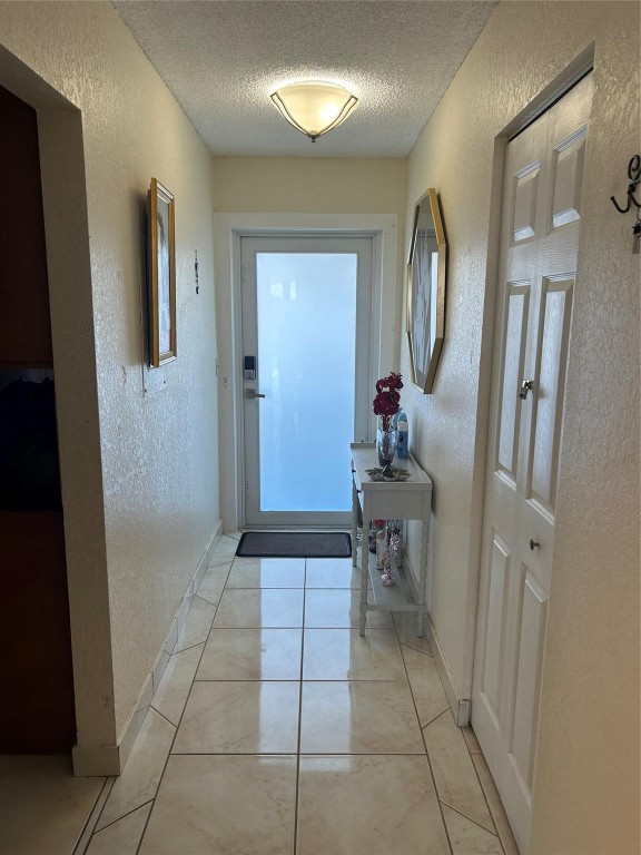 PALM SPRINGS 2 - Residential