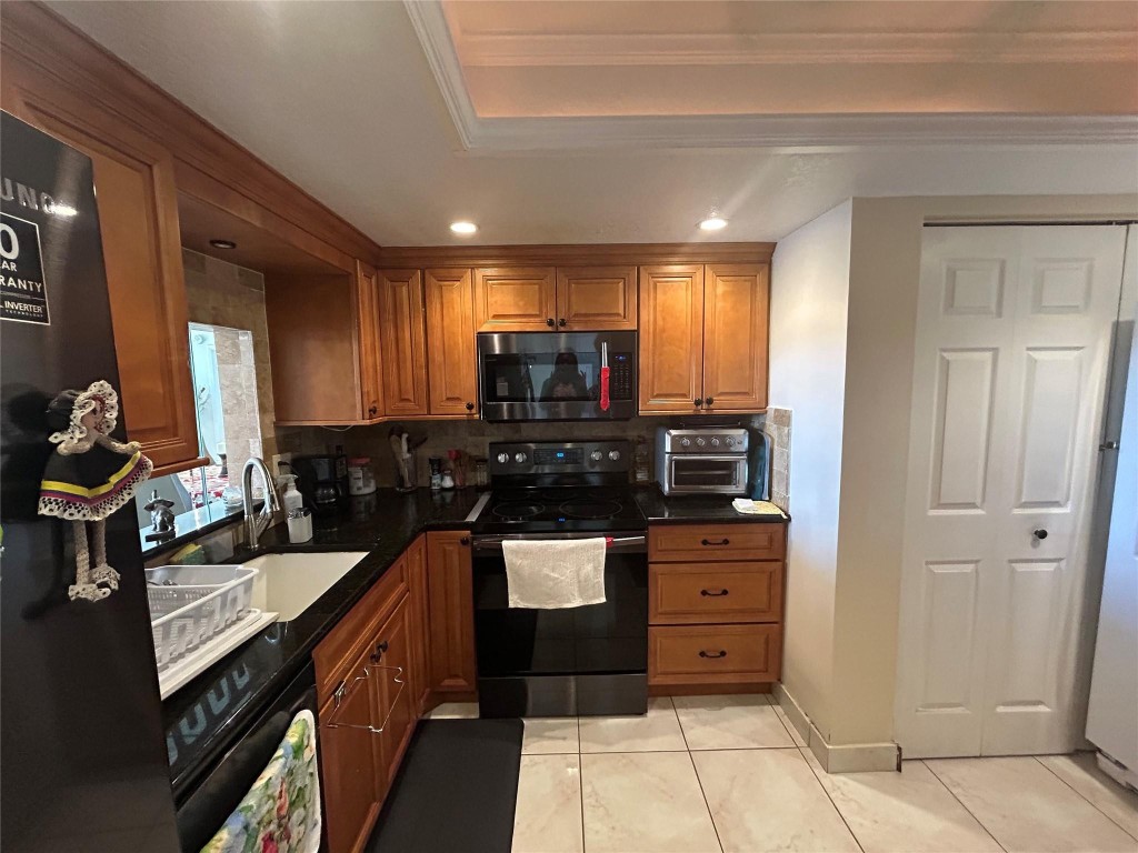 PALM SPRINGS 2 - Residential