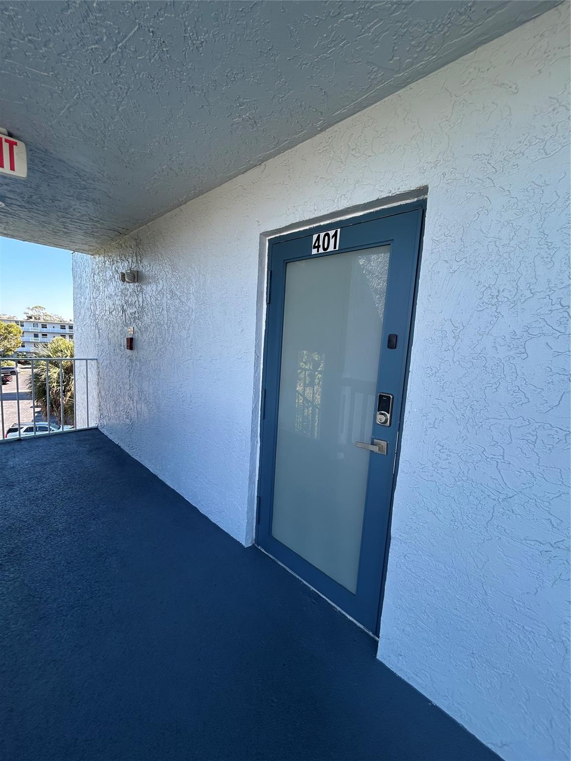 PALM SPRINGS 2 - Residential