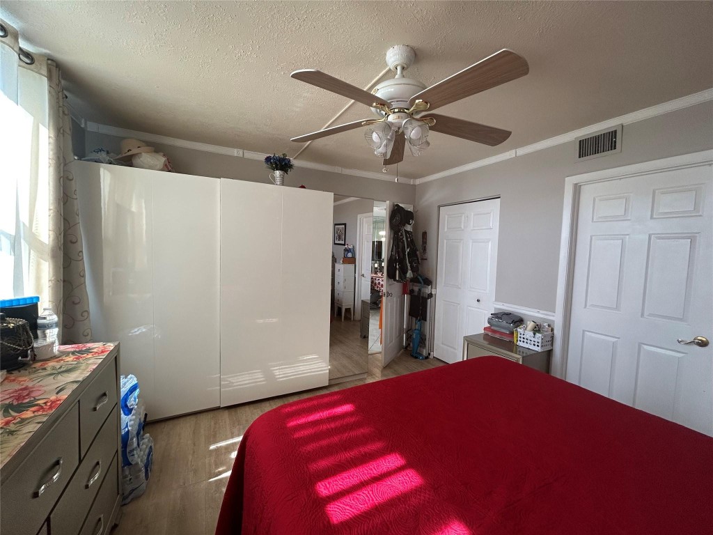 PALM SPRINGS 2 - Residential