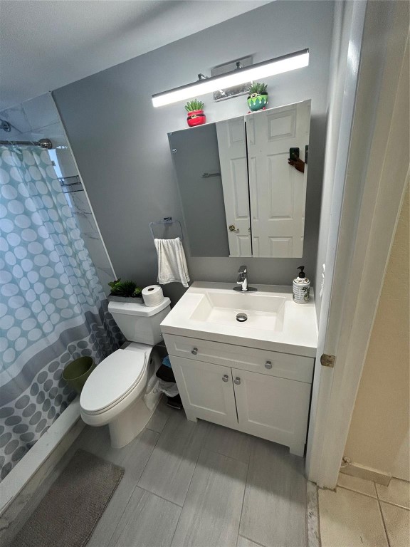 PALM SPRINGS 2 - Residential