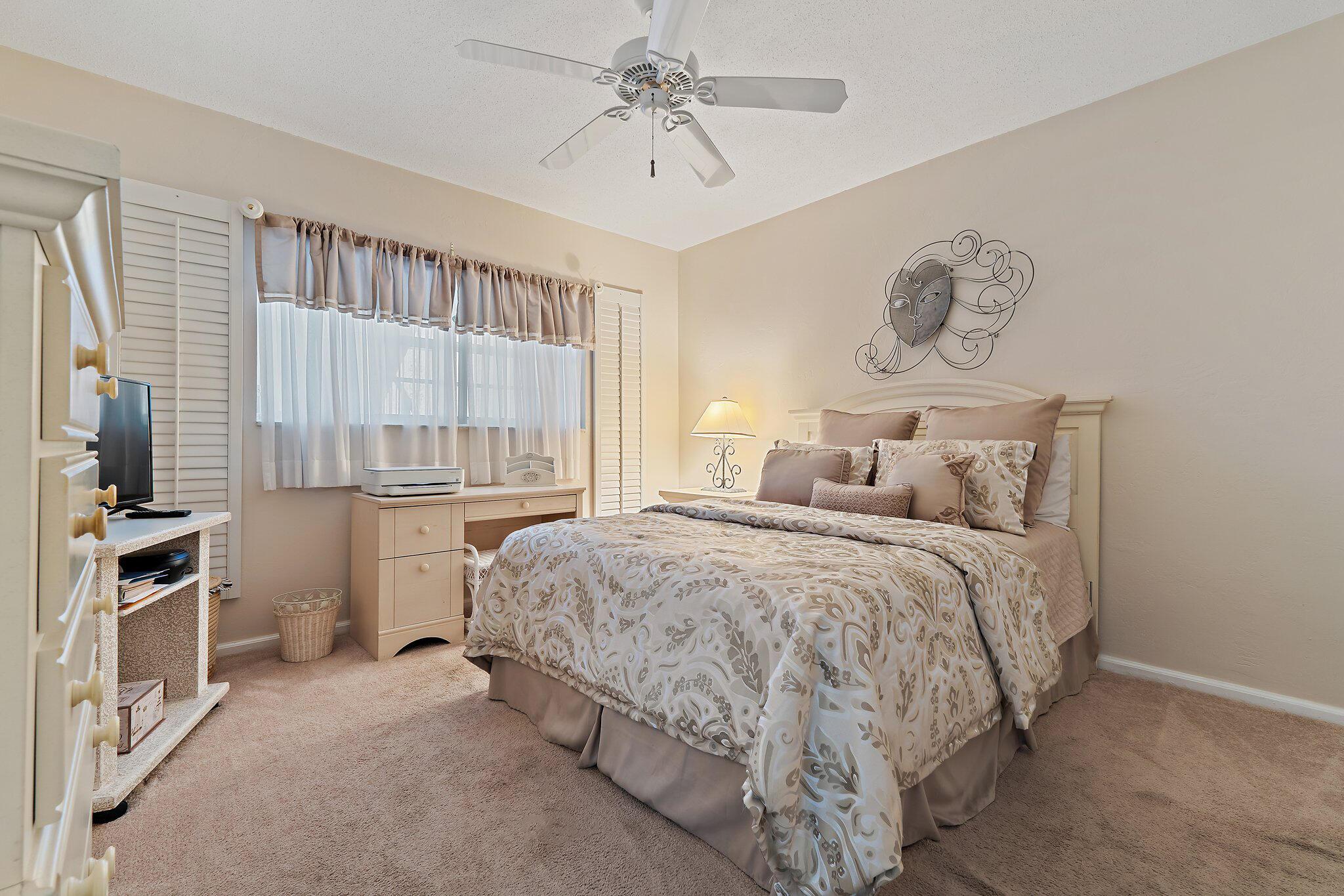 PORTS O CALL CONDOS - Residential