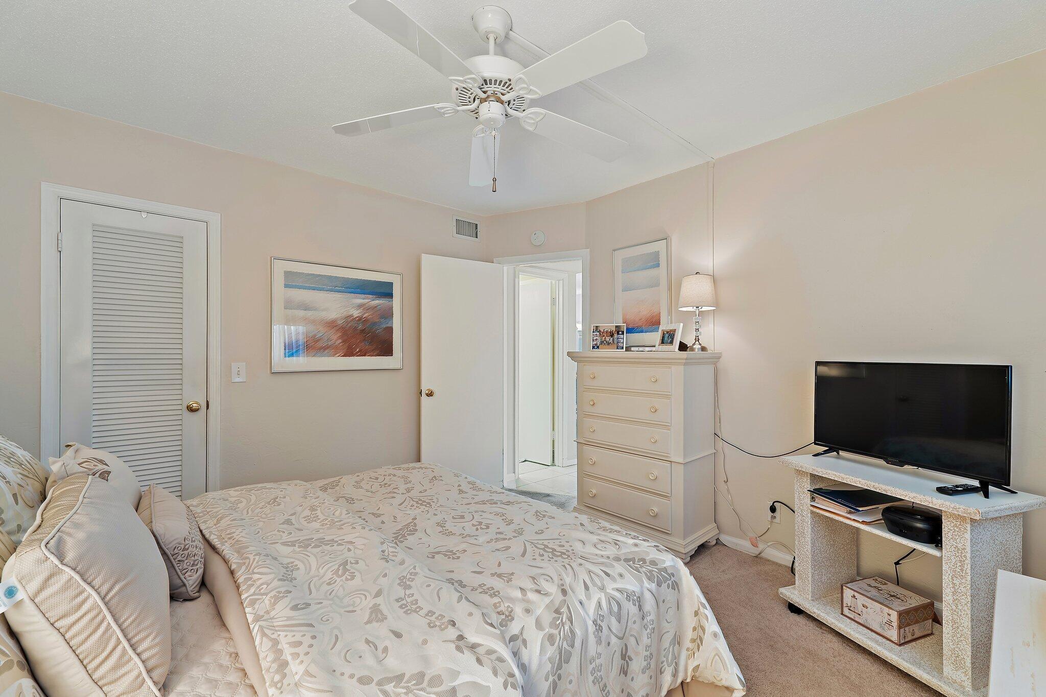 PORTS O CALL CONDOS - Residential