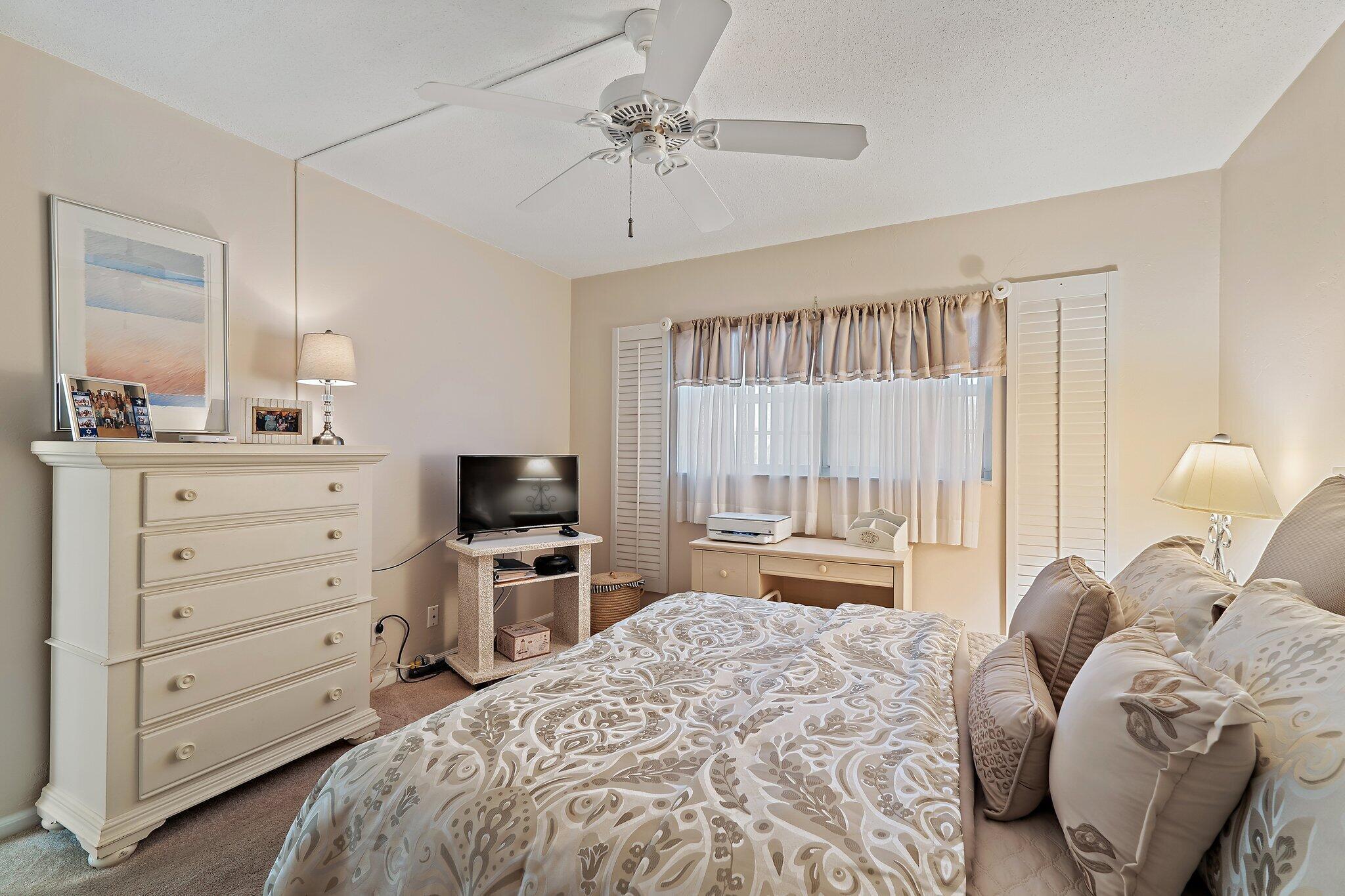 PORTS O CALL CONDOS - Residential