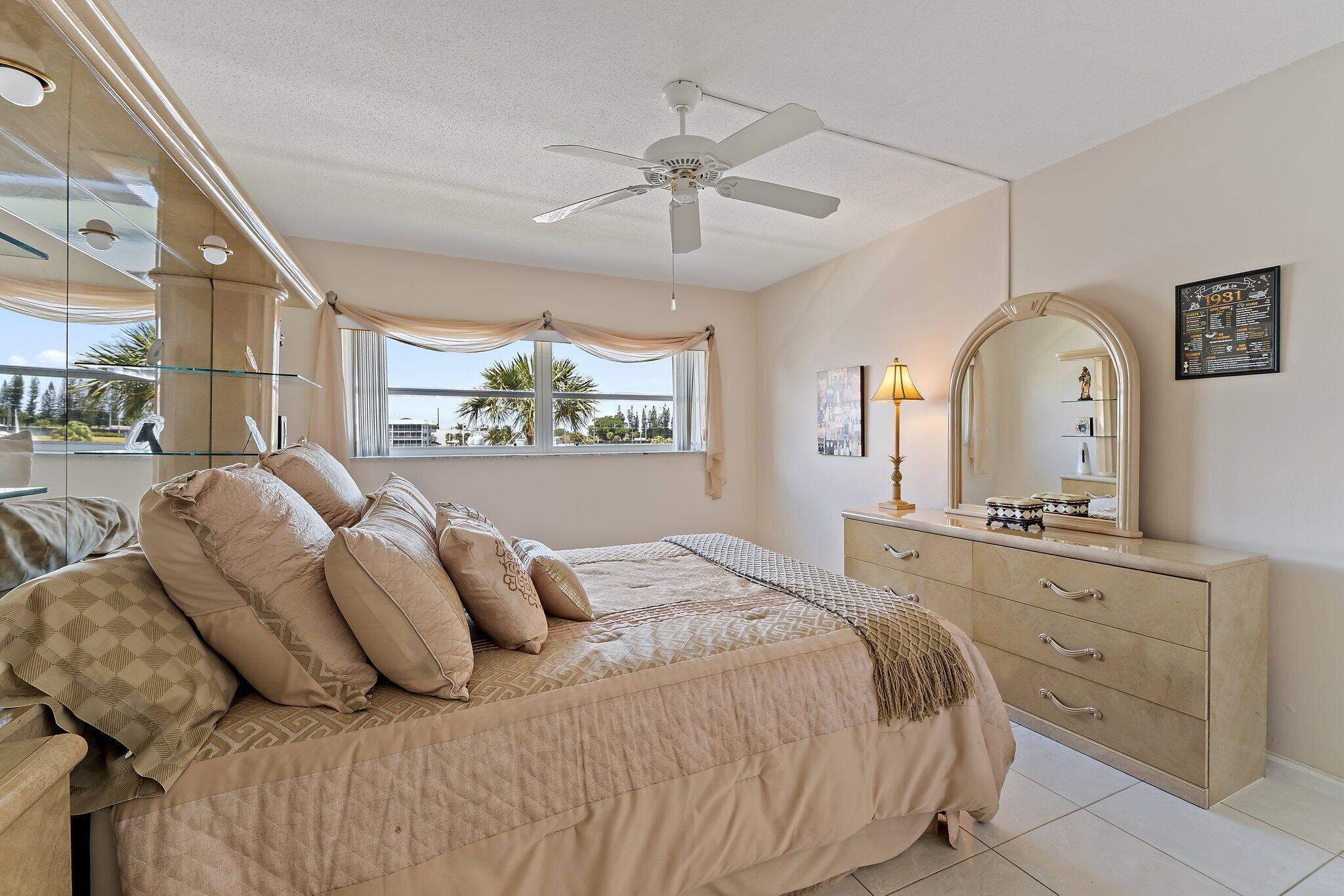 PORTS O CALL CONDOS - Residential