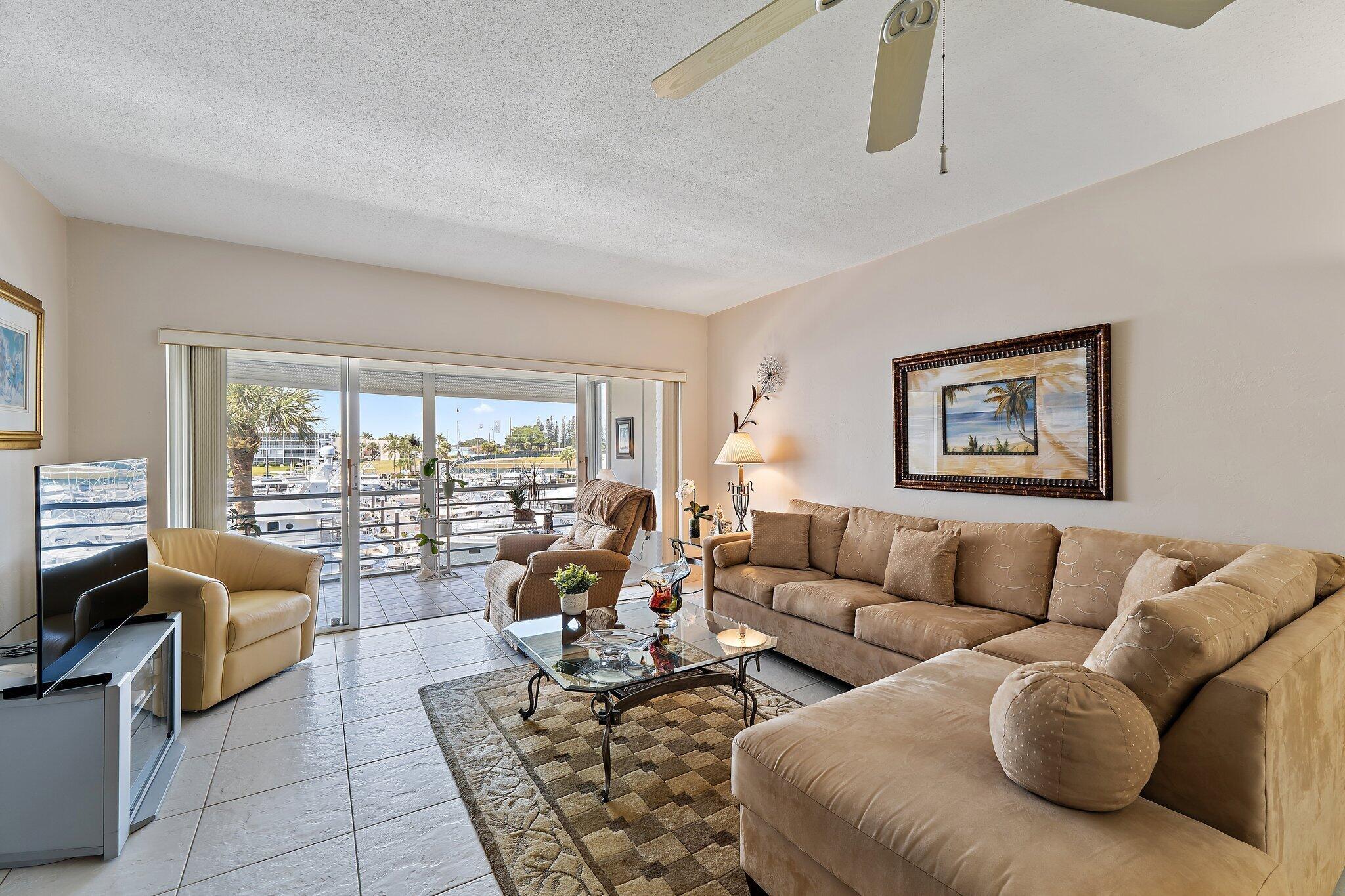 PORTS O CALL CONDOS - Residential