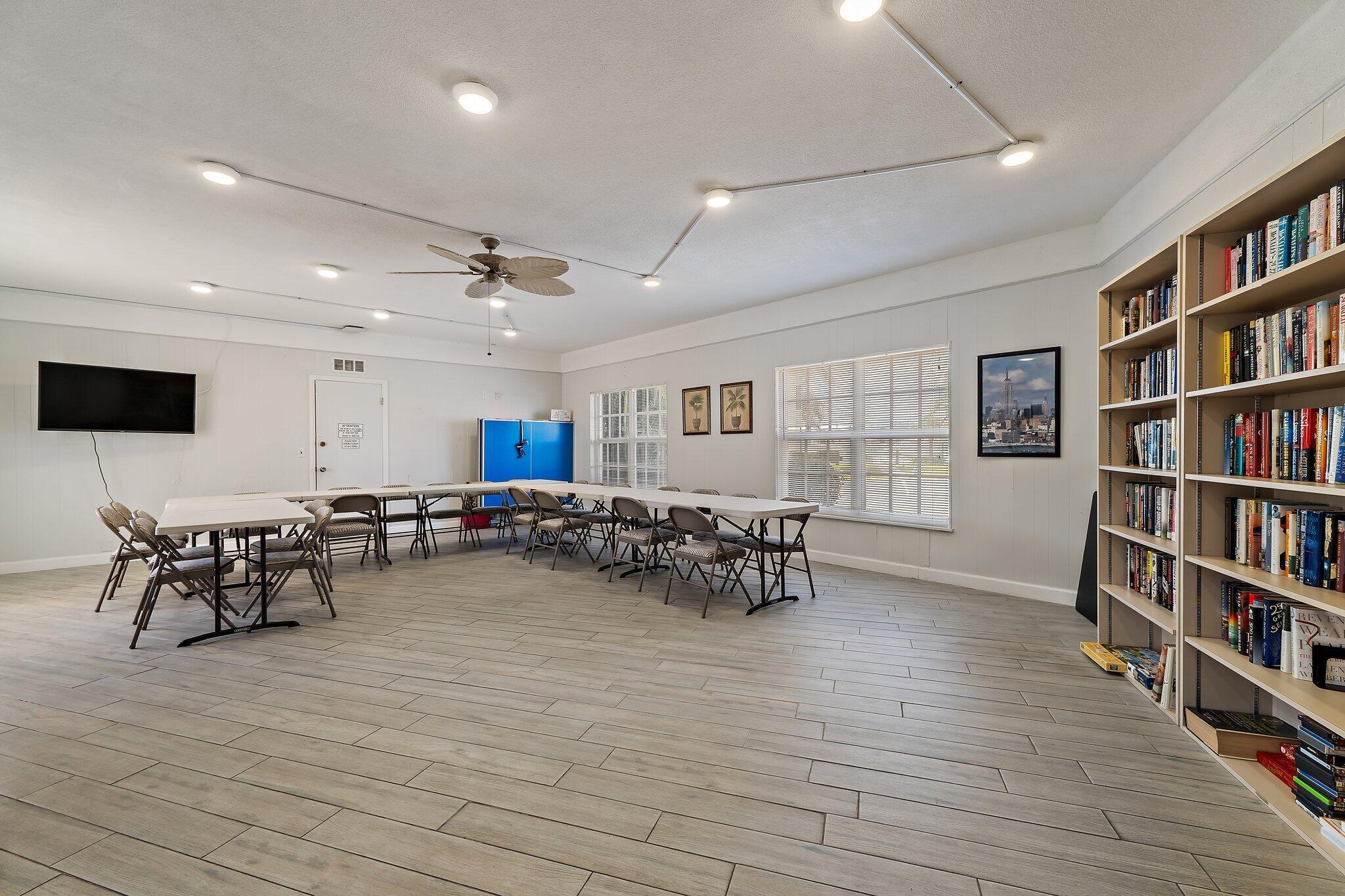 PORTS O CALL CONDOS - Residential