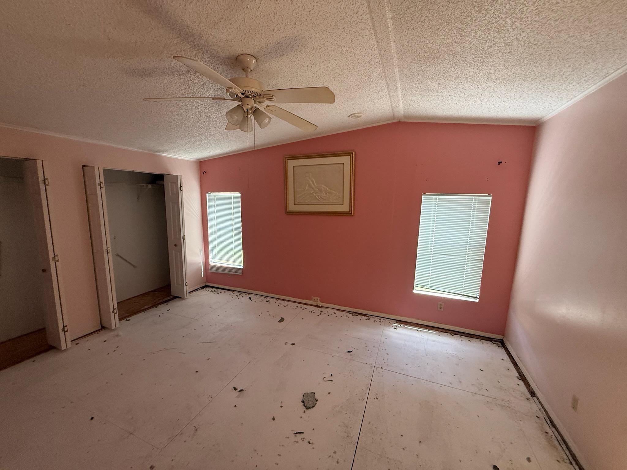 Palm Breezes Club - Residential