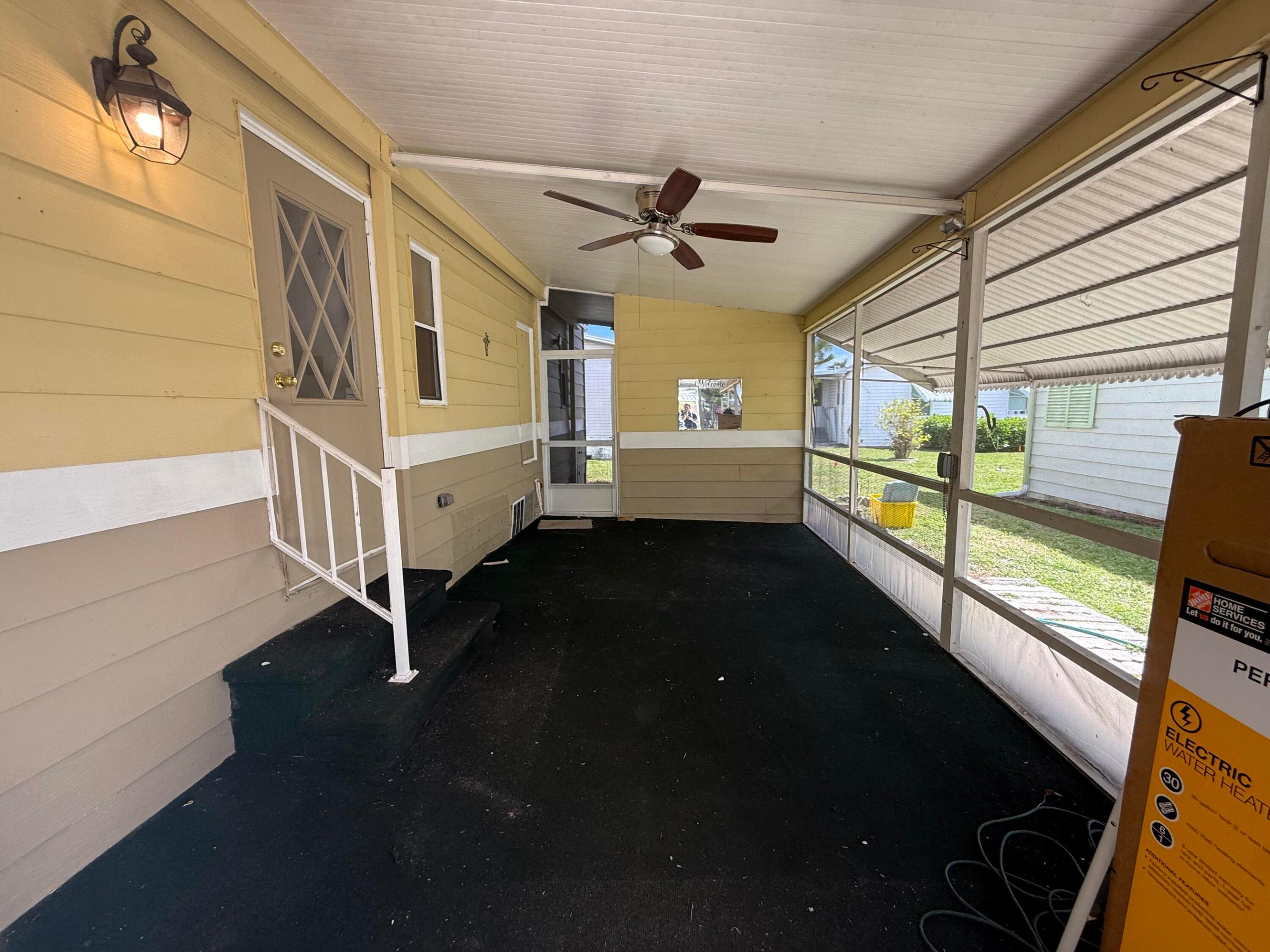 Palm Breezes Club - Residential