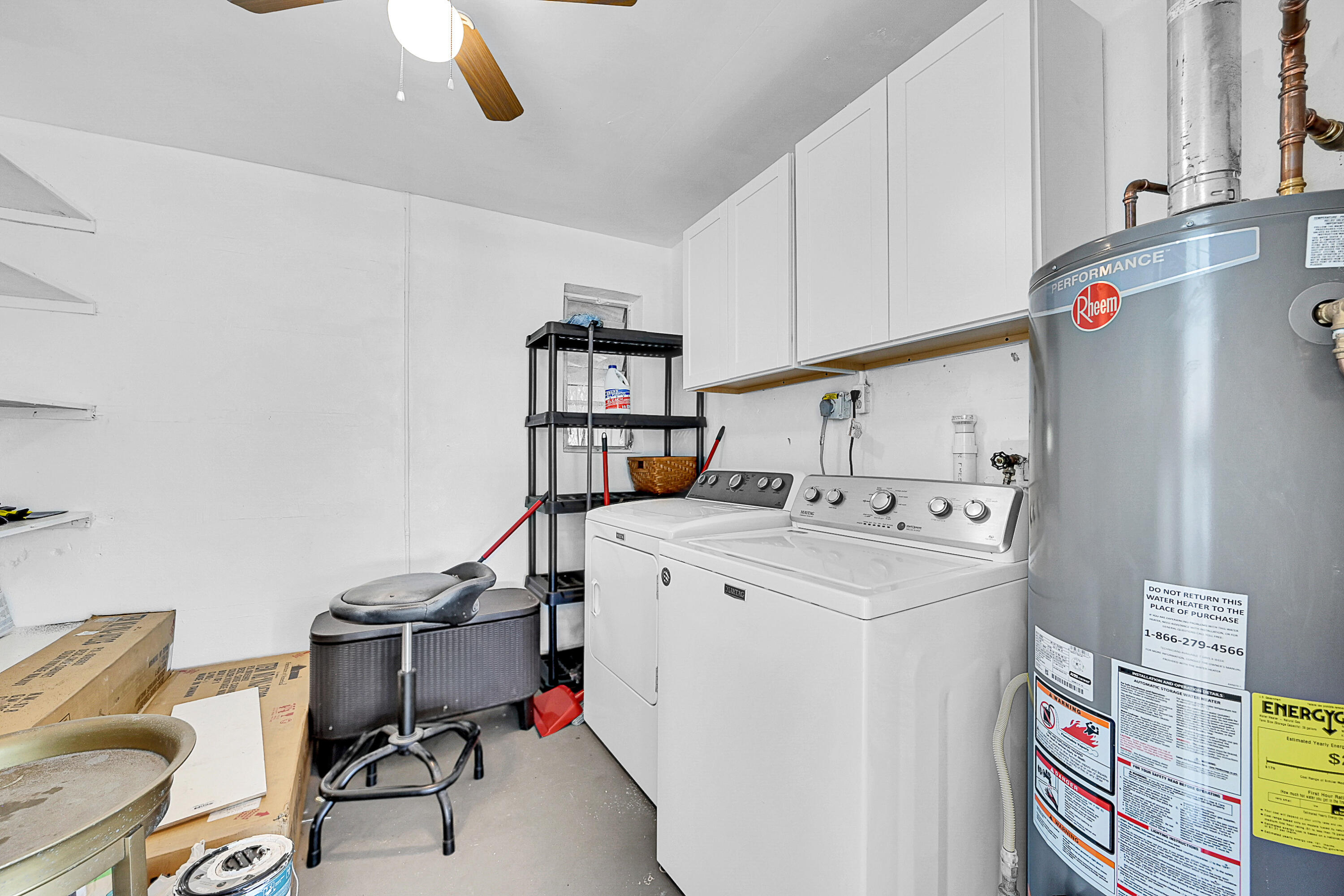 LYONS PARK - Residential Lease