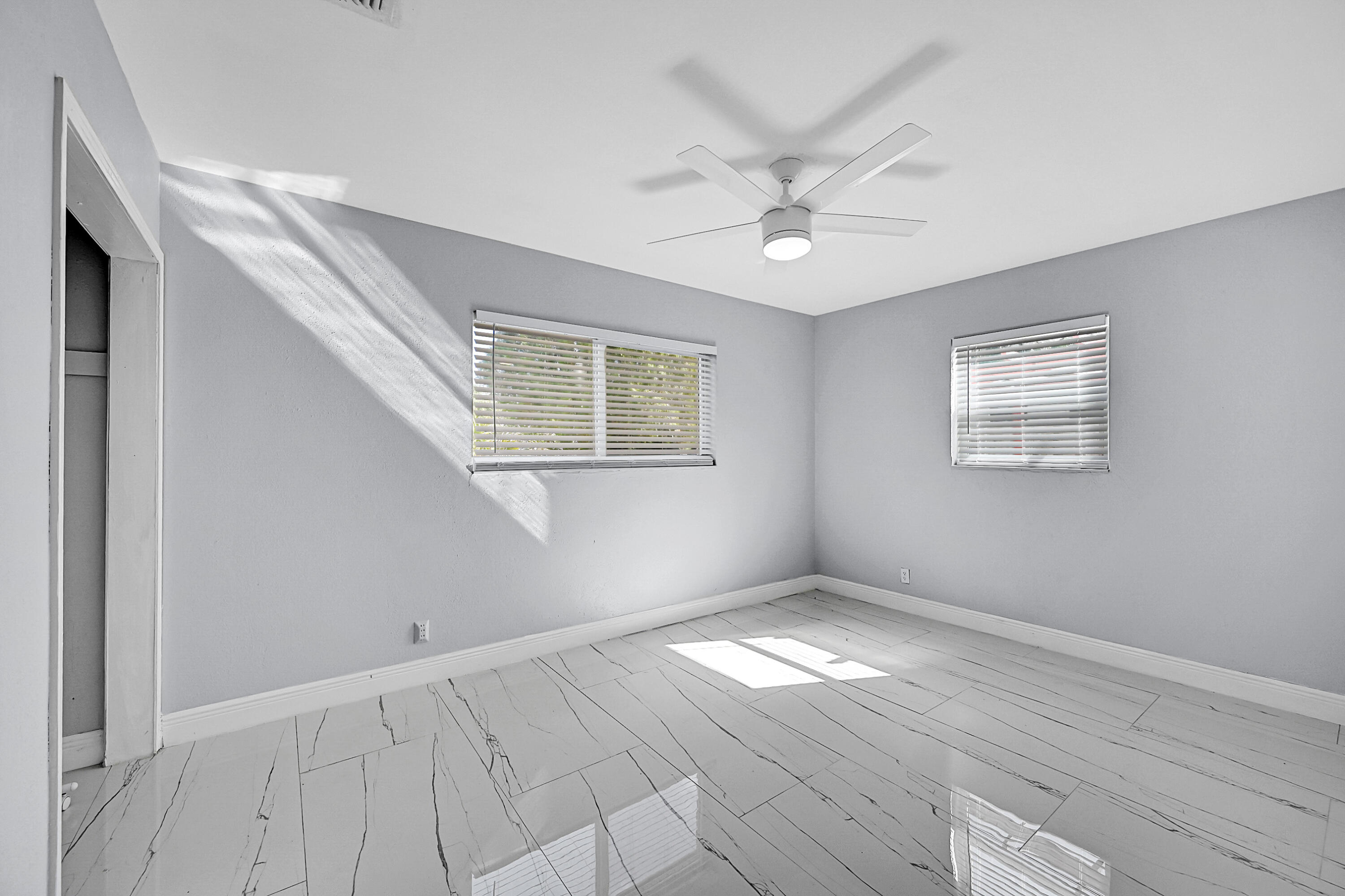 LYONS PARK - Residential Lease