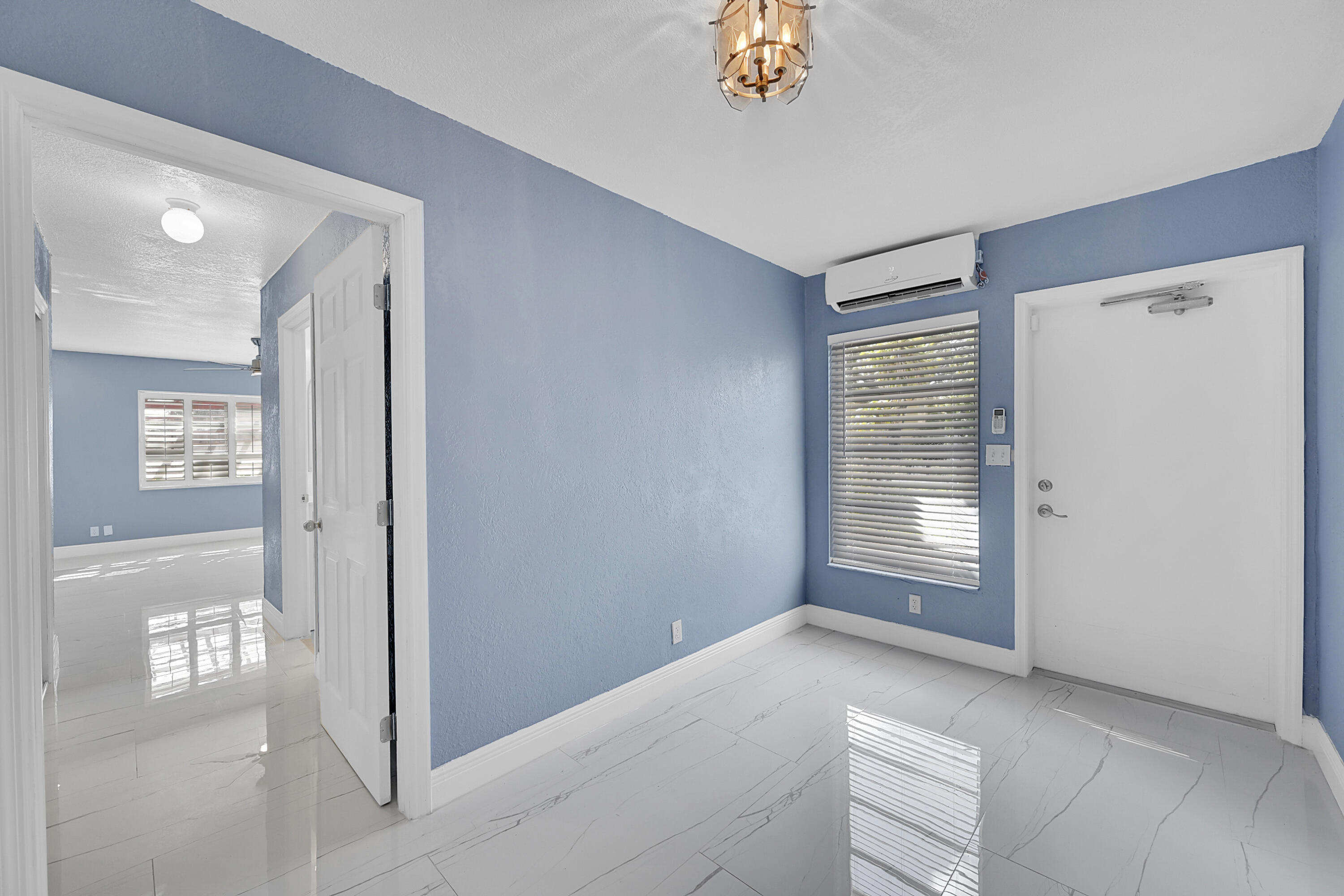 LYONS PARK - Residential Lease