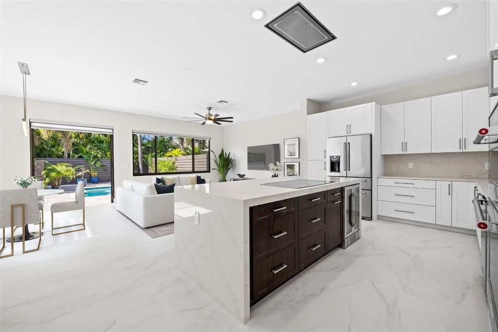 Photo of 1215 N Victoria Park Road, Fort Lauderdale, FL 33304 (MLS # F10540168)