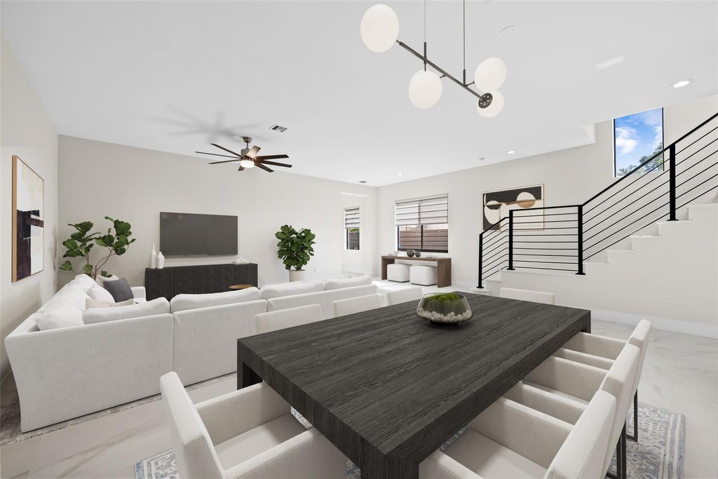 Photo of 1215 N Victoria Park Rd, Fort Lauderdale, FL 33304 (MLS # F10540168)