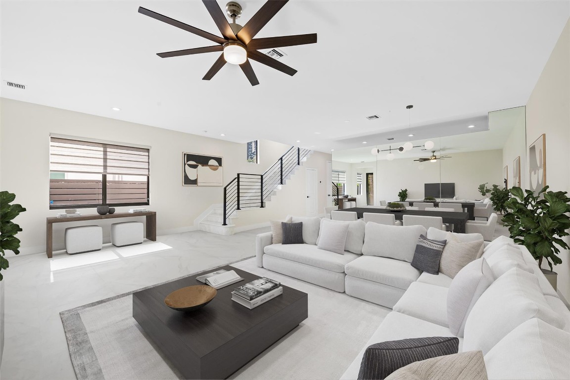 1215 N Victoria Park Road